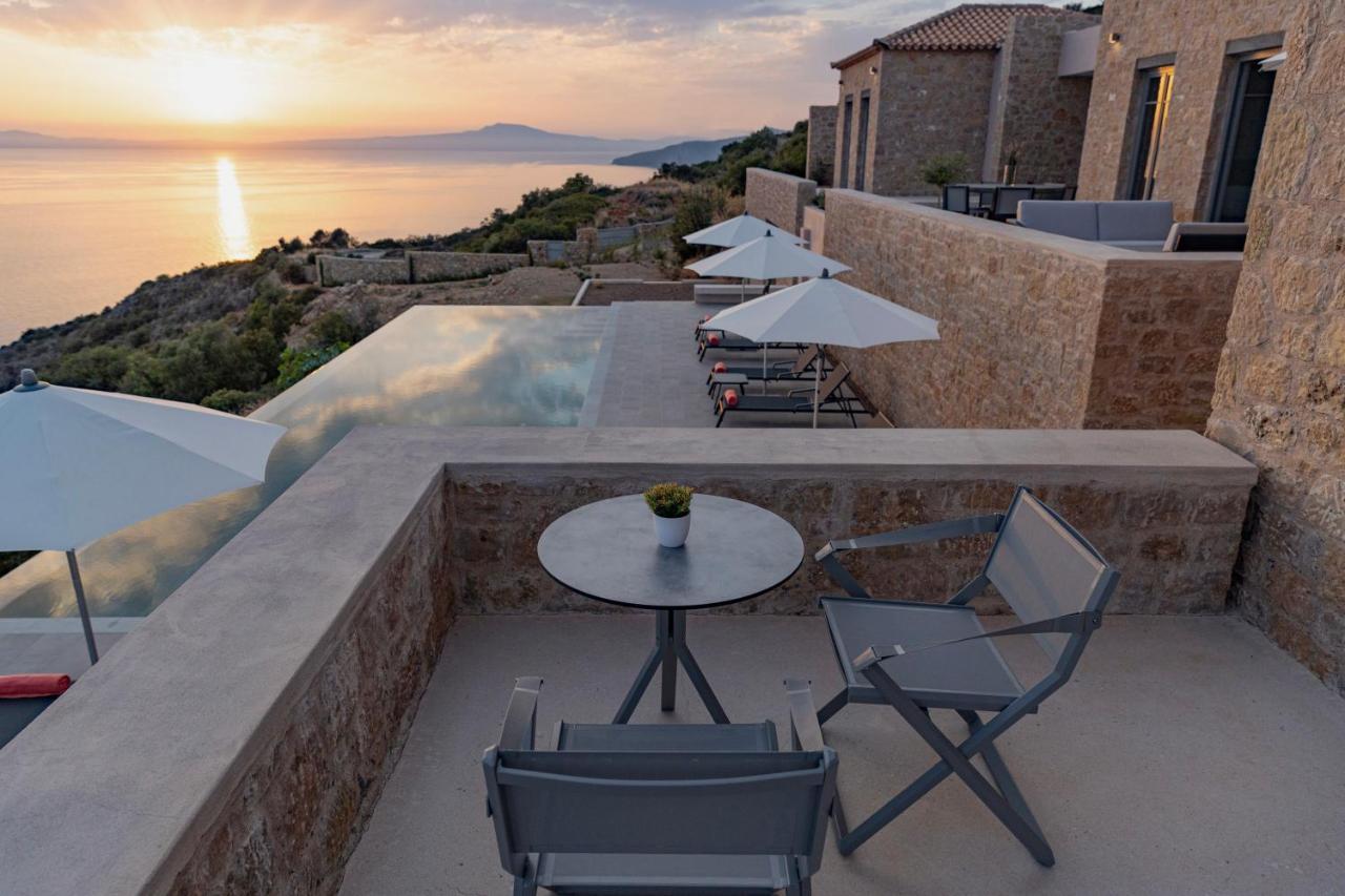 Villa Nupadi Kardhamili Esterno foto